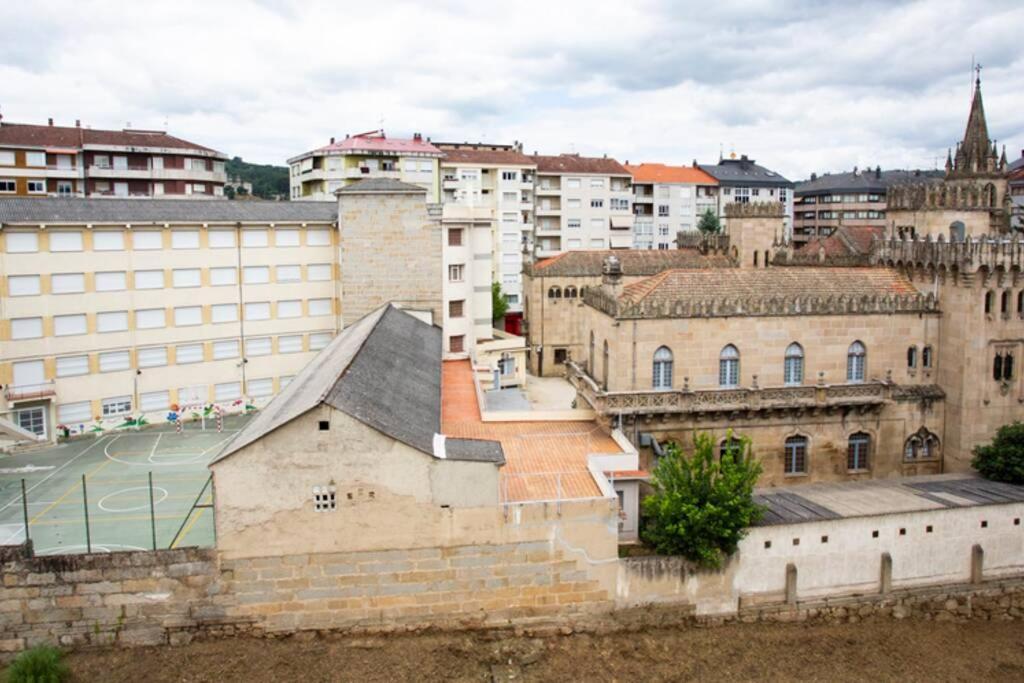 Piso Luminoso Y Tranquilo En Ourense Appartement Buitenkant foto